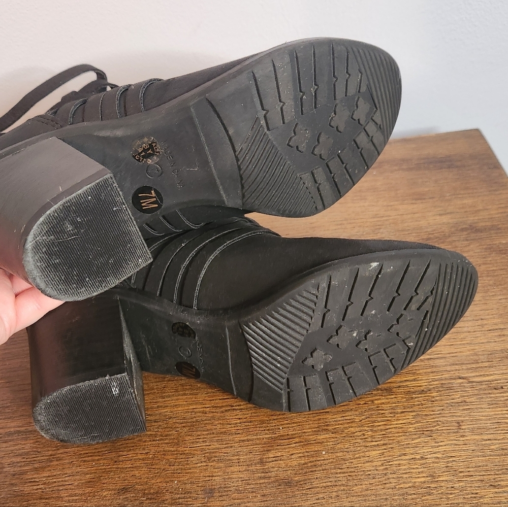 Women's Black Ankle Boots Arizona Jean Heels Size 7M. 2.5 Heel Height - Picture 8 of 9
